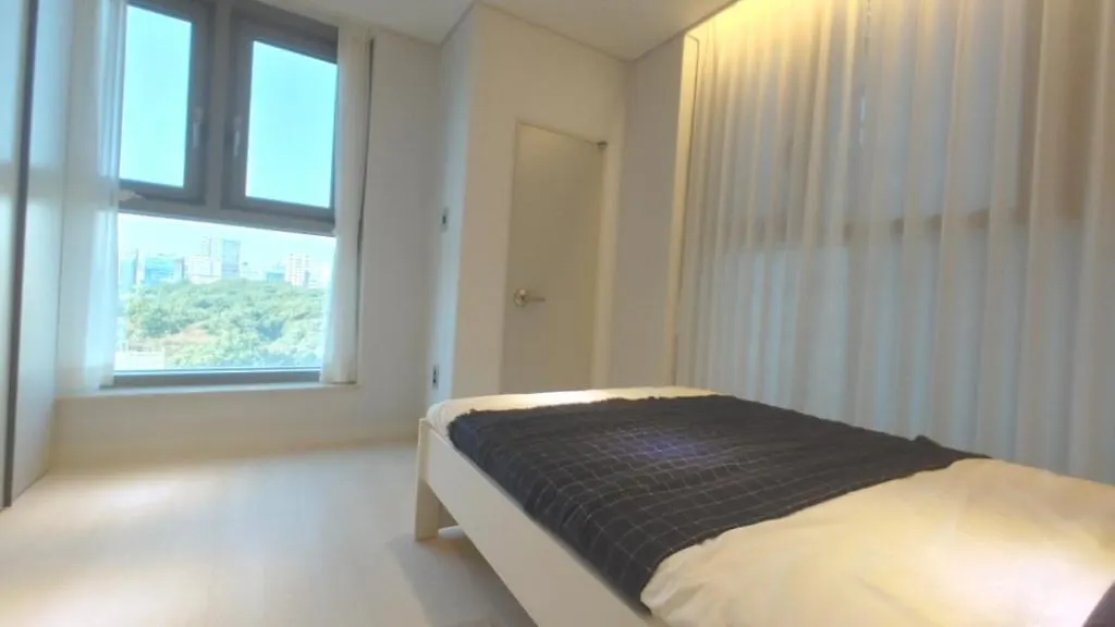 2023 New Build, Super Neat Full Option Apartment Seoul