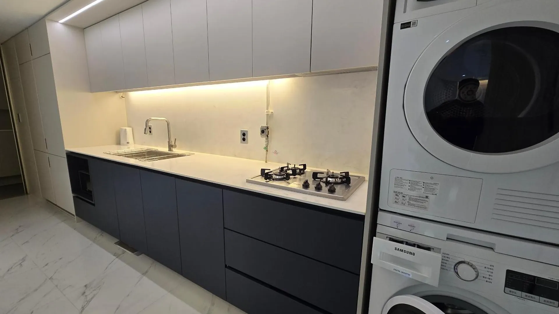 2023 New Build, Super Neat Full Option Apartment Seoul 0*,
