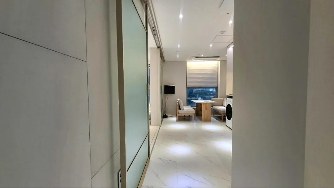 2023 New Build, Super Neat Full Option Apartment Seoul