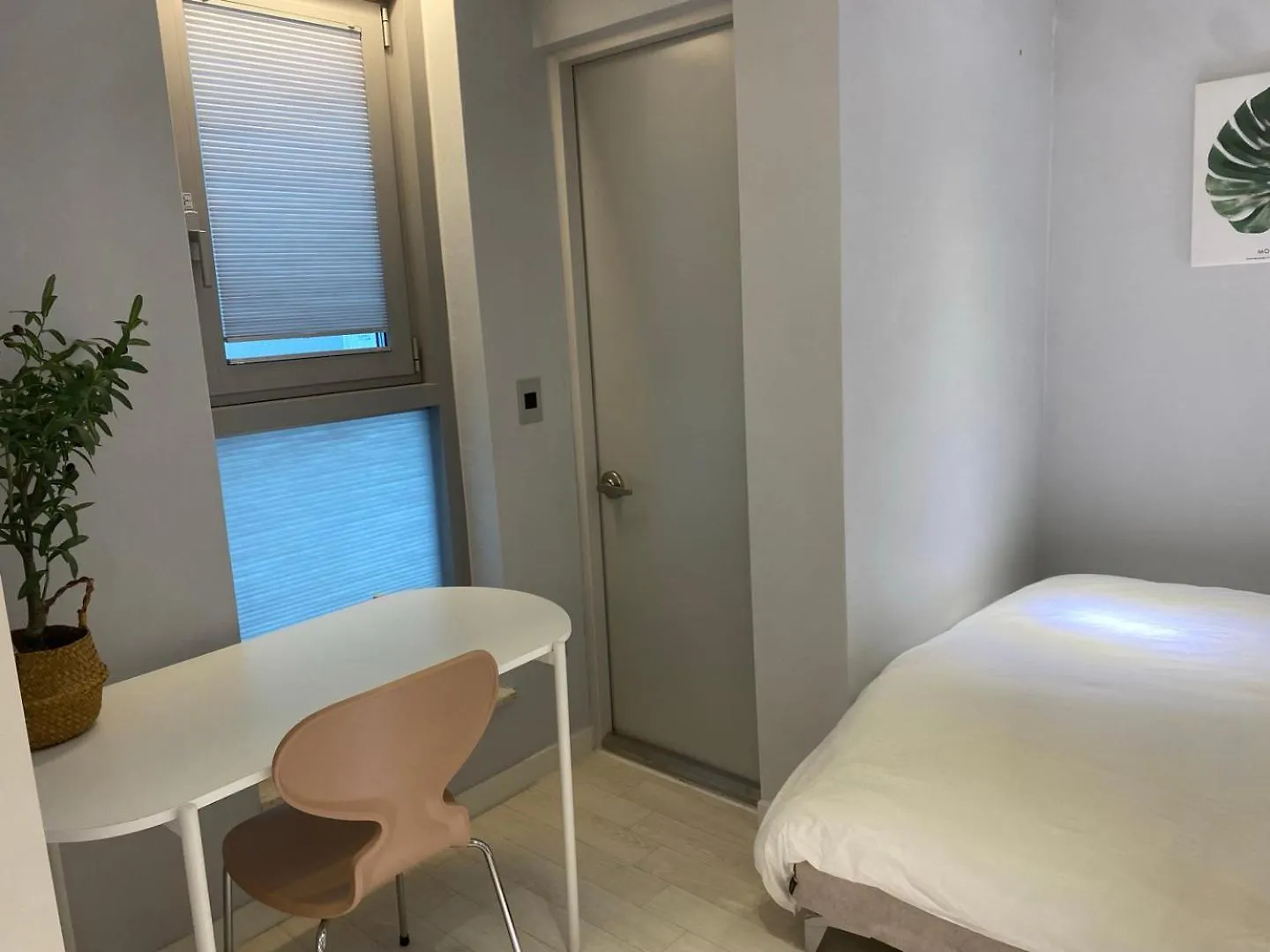 2023 New Build, Super Neat Full Option Apartment Seoul