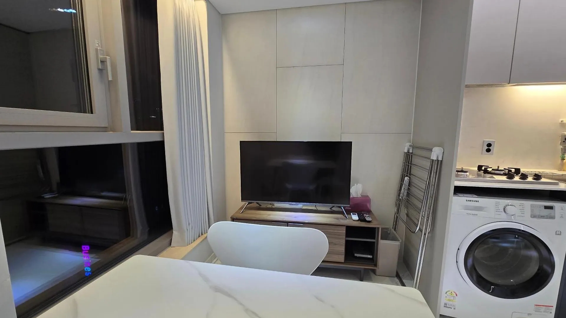 2023 New Build, Super Neat Full Option Apartment Seoul